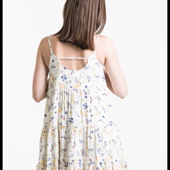 Brand New - White Floral Harlow Dress - Picture 3 of 8